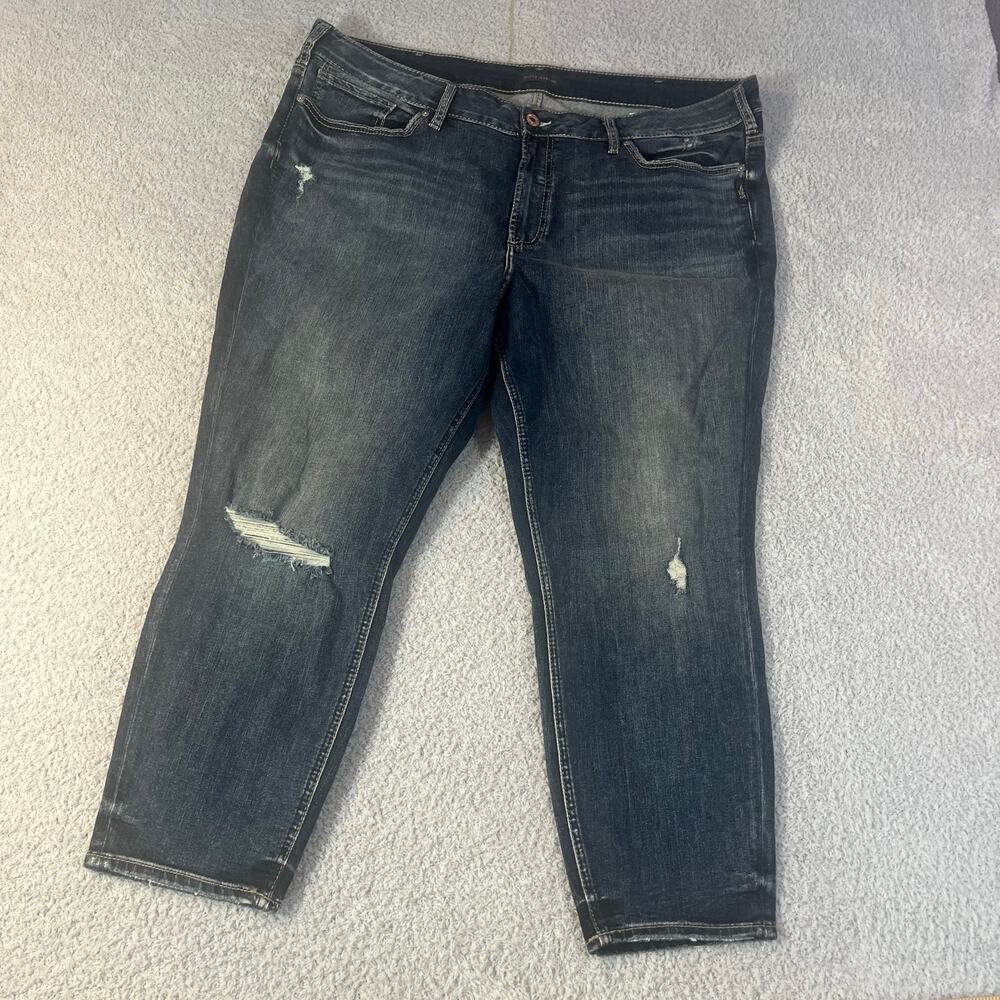 Silver brand lightly distressed dark denim jeans size 0 (24) Avery skinny crop